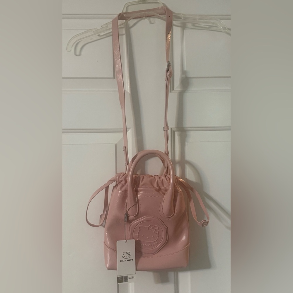 🆕 Authentic Hello Kitty Pink Bag - Picture 2 of 6
